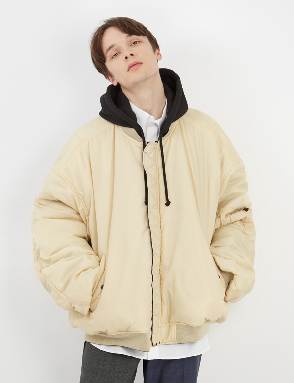 VETEMENTS(ヴェトモンスーパーコピー) 18SS リバーシブル ボンバージャケット